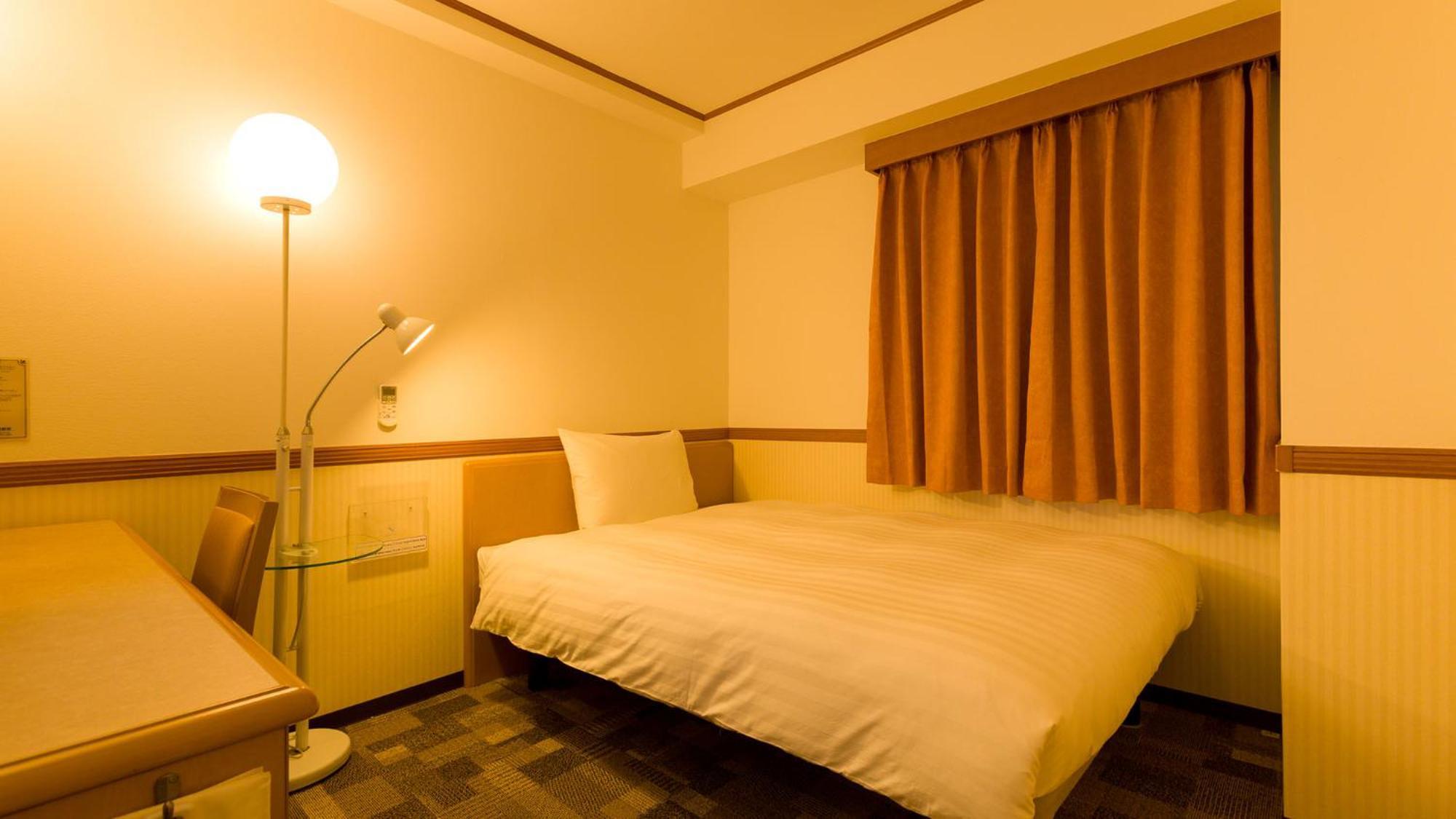 Toyoko Inn Okinawa Naha Kokusai-Dori Miebashi-Eki Phòng bức ảnh