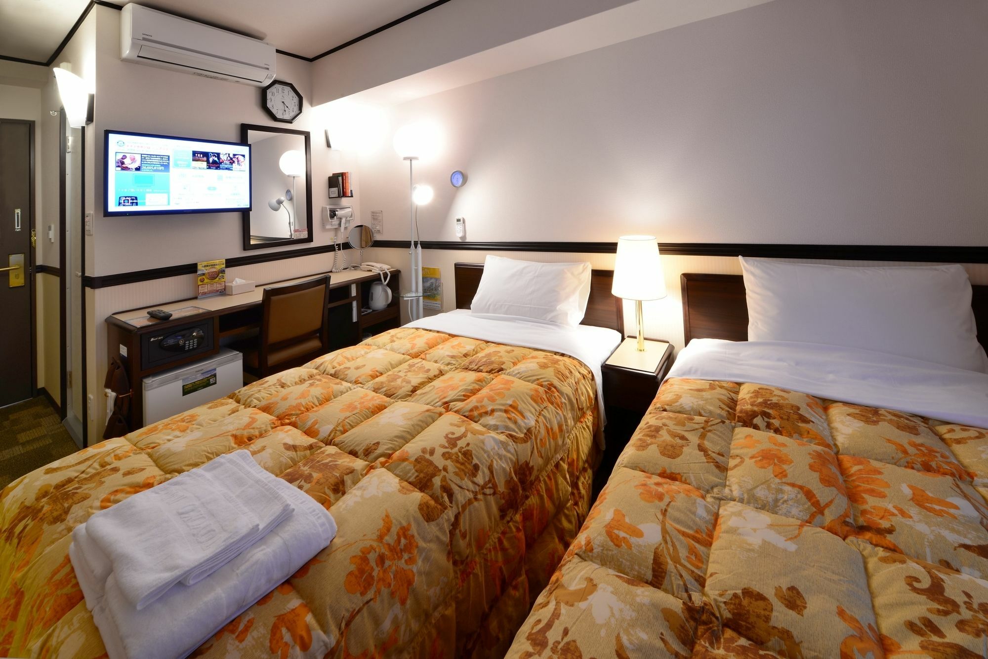 Toyoko Inn Okinawa Naha Kokusai-Dori Miebashi-Eki Ngoại thất bức ảnh
