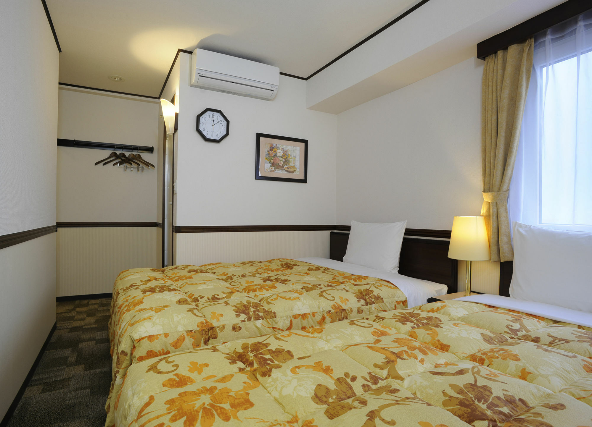 Toyoko Inn Okinawa Naha Kokusai-Dori Miebashi-Eki Ngoại thất bức ảnh